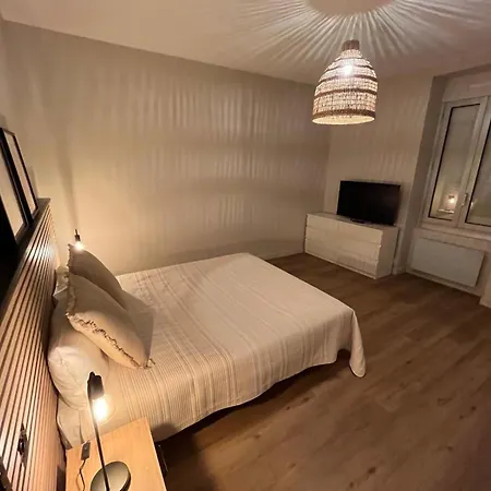 Sabl'appart Gare Apartment *