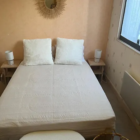 Sabl'appart Gare Apartment *